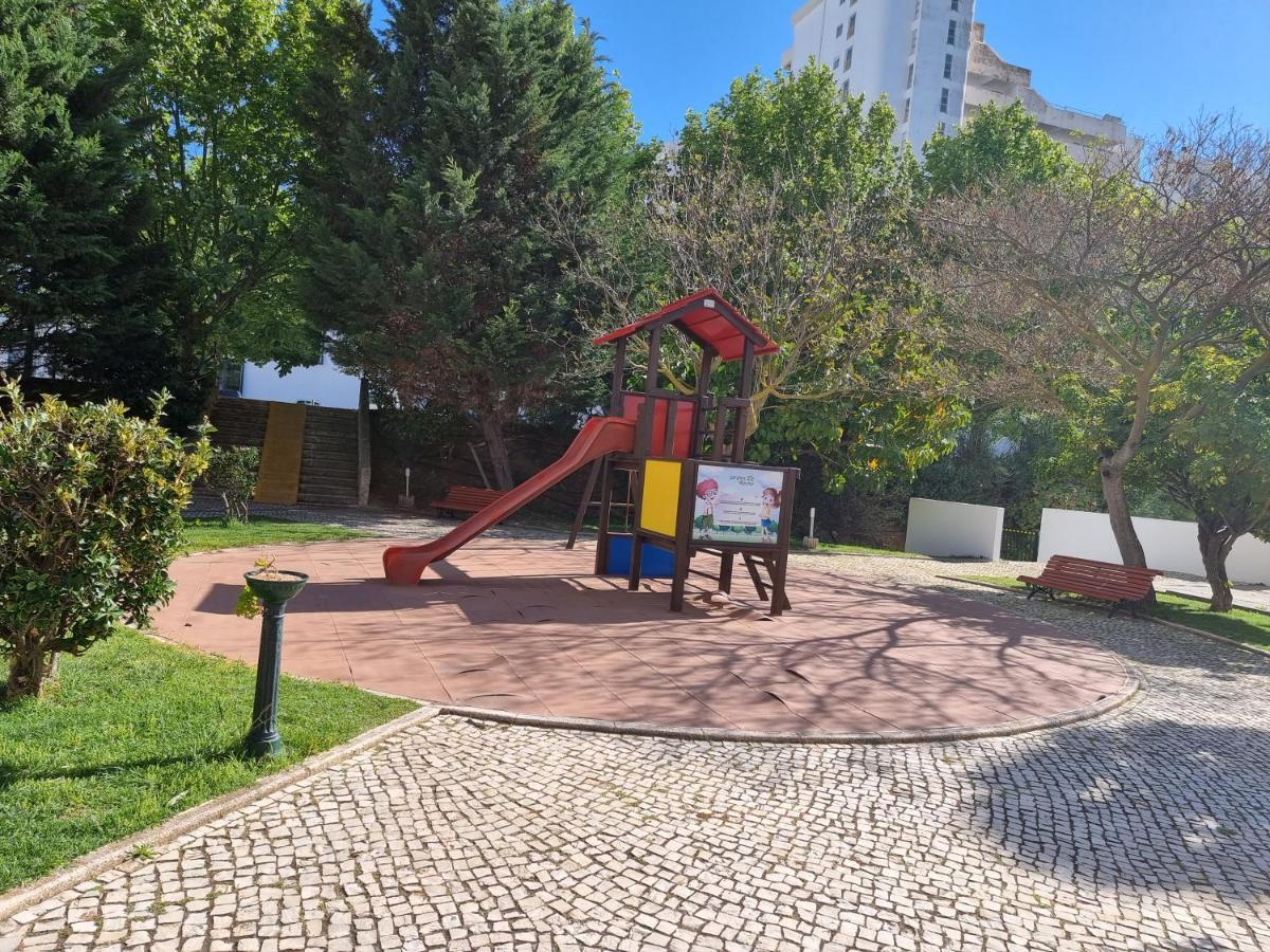 Apartamento Encantador Na Praia Da Rocha Portimao Exterior photo